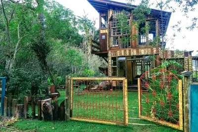 Image de A house completely conected with the nature, close to fantastic beaches.