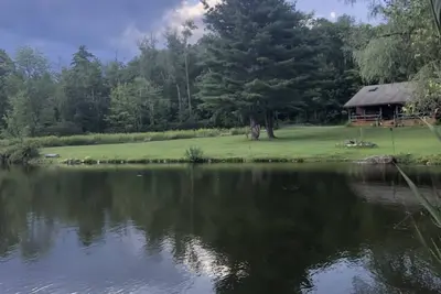 Image de Rustic escape on a pond with 7 acres in Colebrook, Ct!