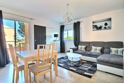Image de Superbe Appartement T3 60 M2 A 5 Min A Pieds De La Plage Et Des Commerces