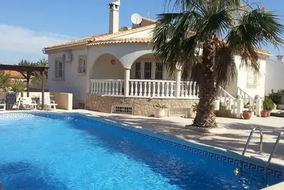 Image de Maison de vacances San Fulgencio pour 1 - 12 personnes avec 6 chambres à coucher - Maison de vacance