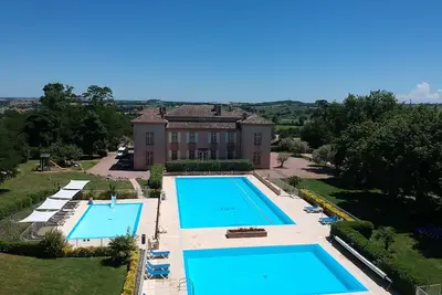 Image de Charming house in the domain of Chateau de Barbet with swimming pool - 8 pers