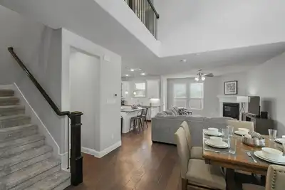 Image de Tch - Cozy 3bd/2. 5ba in Plano with Workspace