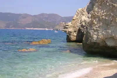 Image de Appartement deux pièces avec jardin et place de parking privée