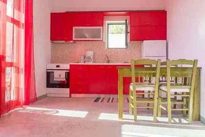 3 km from Agia Galini beach!