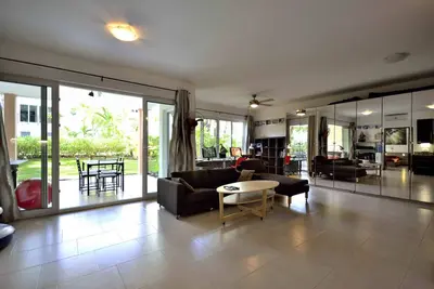 Image de Quiet oceanfront residence on semi-private beach, 1bd groundfloor Wifi\/cable Tv