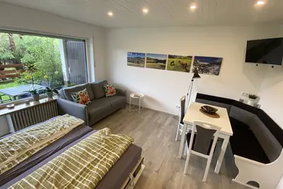 Image de Ferienwohnung 002 - Gartengeschoss mit Terrasse
