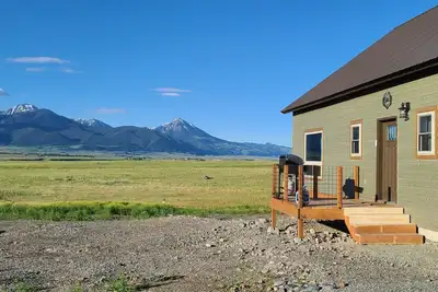 Image de New Paradise valley cabin near Yellowstone National Park!