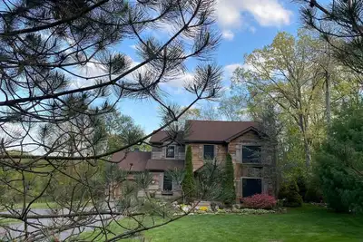 Image de Unique home in great neighborhood