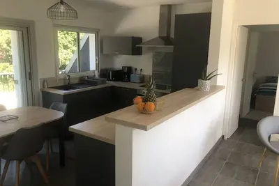 Image de Appartement T3 bien exposé 1 balcon proche plages