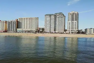 Image de Oceanaire 1br/1ba - Partial Ocean View - Great Pools and Amenities!