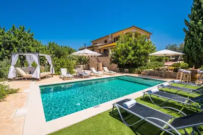 Finca Puig den Guardiola avec vue sur la montagne