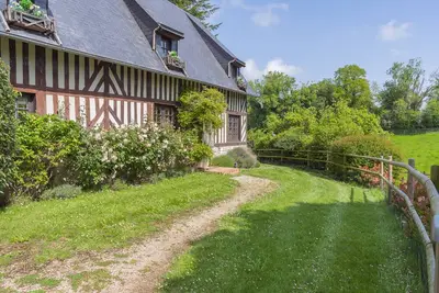 Image de Grand Cottage d'Hortense - 15min de Deauville et 5min de la plage Villers s/Mer