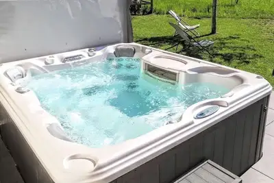 Image de Chalet Josaly 4* Jacuzzi et Sauna