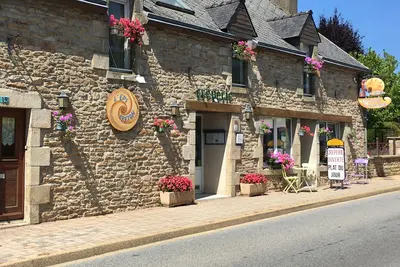 Image de Maison en pierres, lumineuse et spacieuse