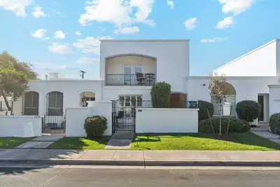 Image de Scottsdale Getaway: Prime Location Near Old Town Dining & Attractions