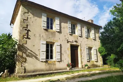 Image de Gîte de Terre Blanche, maison de campagne 10 personnes