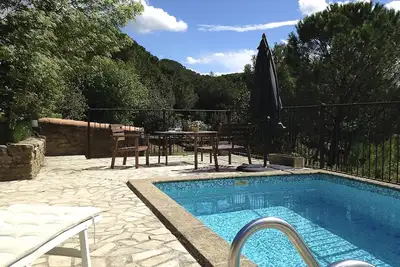 Image de Gîte de charme avec piscine chauffée