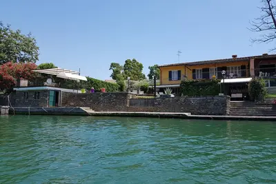 Image de Villa with jetty on Magra river