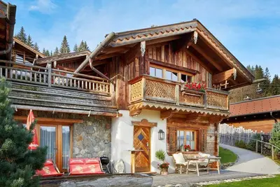 Image de Cabin for 6-8 persons (3 bedrooms, 3 bathrooms, 4 Wc) - Almdorf Flachau and Promi Alm