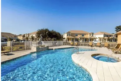 Image de Disney house “With Splash Pool”🌟8 guests🌟3 bedrooms🌟6 beds🌟3 baths