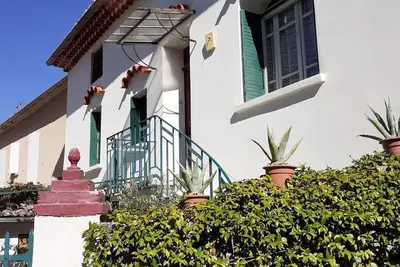 La Provencale   2ch  proche centre  toutes commodités -réservation immédiate;