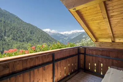 Image de Appartement de vacances \"Haus Hubertus - 6\" avec vue sur les montagnes et Wi-Fi