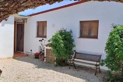 Image de 3 bedroom ground floor house on smallholding