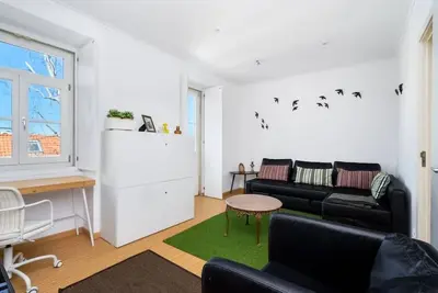 Image de Spacious and fully equipped 2-bedroom apartment located in Largo dos Trigueiros