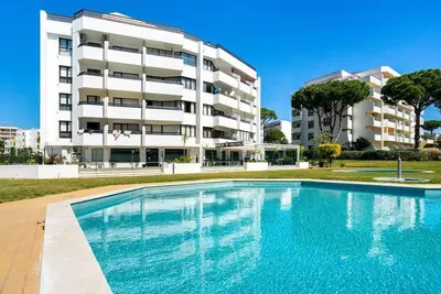 Image de Vilamoura Sunny Apartment | Ac | Elevator | S-Pool