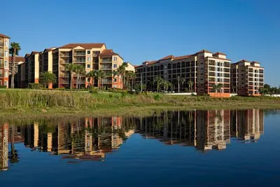 Image de Condo, resort, pool. . . Available soon