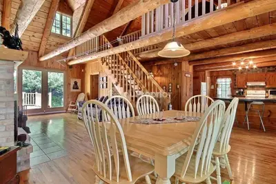 Image de Aux Retrouvailles Magnifique Maison PIÈCES Sur PIÈCES