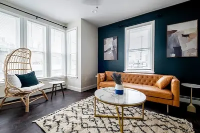 Image de Large, Spacious & Modern Apt ★ Great For Families & Groups | Near Downtown