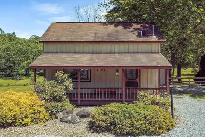 Image de Rough Cut Lodge - Beech Cabin 3 bedroom with hot tub access