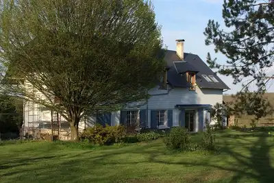 Image de Maison 200m² à 2kms de la mer en pleine campagne 6 chambres