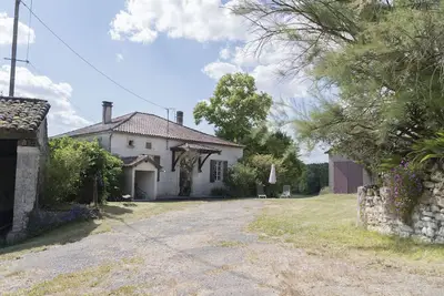 Image de Maison de campagne familiale Ă louer dans la campagne quercynoise (6/7 pers. )