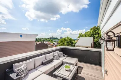 Image de Modern 3b+Rooftop 5 Min to Downtown, Uc Hospital, Tesla Charger