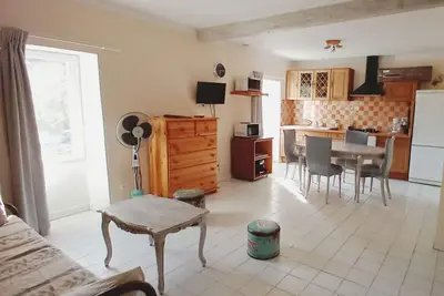 Image de à 10 minutes à pied de la cascade, appartement lumineux, animaux acceptés!