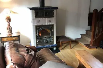 Image de 16 century house in beautiful Norman village