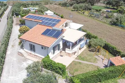 Image de Villa Diana 105 - Holiday Homes Mare Nostrum - In front of the beach and Pool