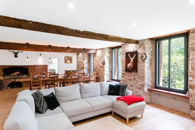 Image de Grand Appartement avec beaucoup de cachet au coeur de Formiguères