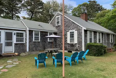 Image de 4/10 mile walk to private beach outdoor shower a/c