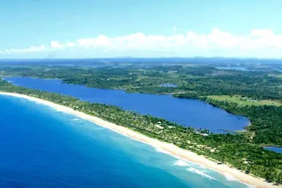 Image de Elegant 2nd floor house ocean front, secluded beach and fresh water lake