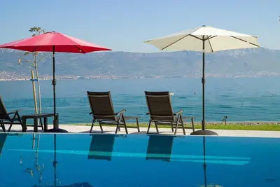 Image de Maison de vacances pour 8 personnes env. 260 qmà Slatine, Dalmatie (Centre de la Dalmatie)