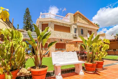 Image de Superbe maison à Benajarafe