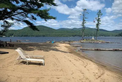 Image de \"The Cabin\" at Rocky Manor - Flagpole Point, Great Sacandaga Lake