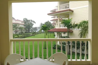 Image de 1bd condo with jacuzzi in beachfront residence wih pool, near everything!