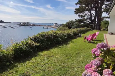 Image de Les pieds dans l'eau - Terenez \"Le Petit Nice\" - Accès direct à la mer