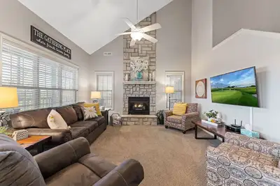 Image de Beautiful Ground Level Villa 3 bedroom/3 bath close to shows and Sdc