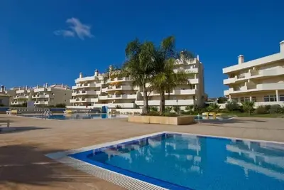 Image de Stunning Luxury Apartment in Fabulous Location Close to Beaches - Vila Rosal Cb