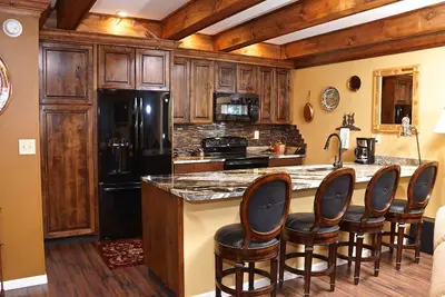 Image de Platinum Luxury Condo in Heart of Avon A606